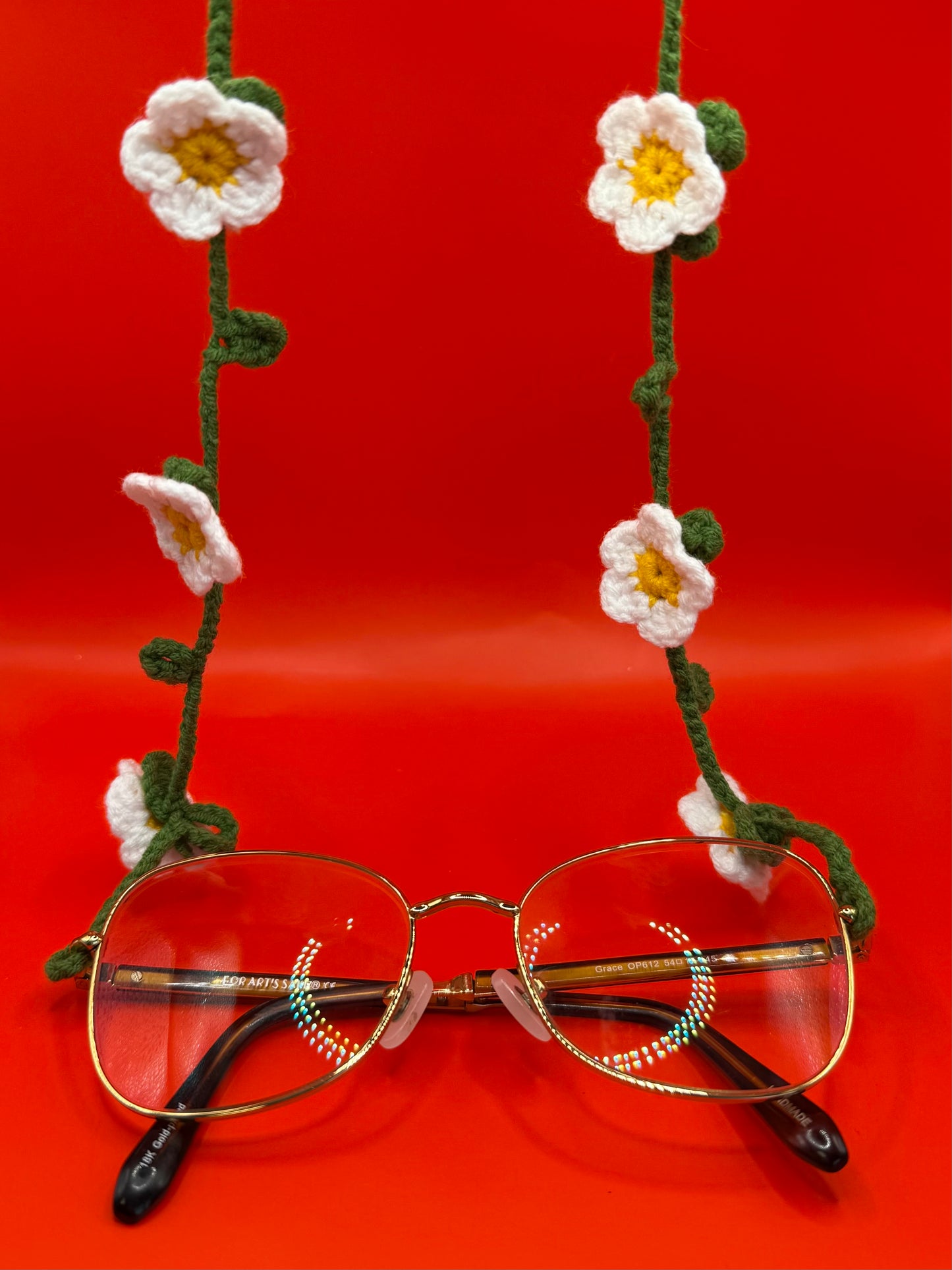 Handmade Daisy Glasses Chain - Crochet Amigurumi